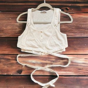 Zara crop top with lace up detail // Size Medium